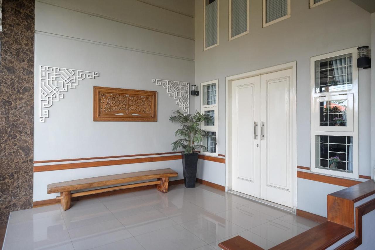 Reddoorz Syariah Near Kampus Unsoed Purwokerto Hotel Banyumas Exterior photo