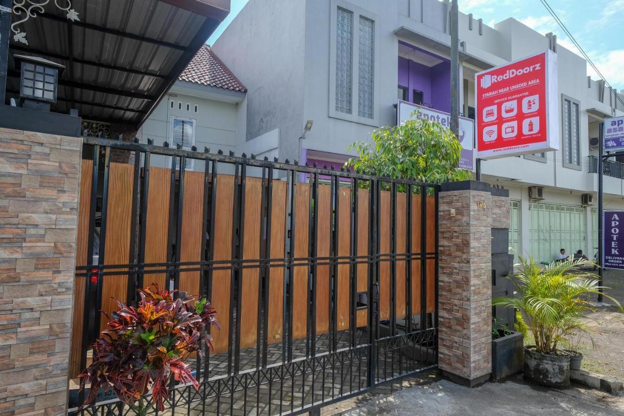 Reddoorz Syariah Near Kampus Unsoed Purwokerto Hotel Banyumas Exterior photo